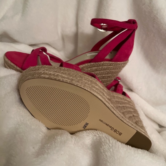 BCBG Pink Suede Wedge - Picture 3 of 4